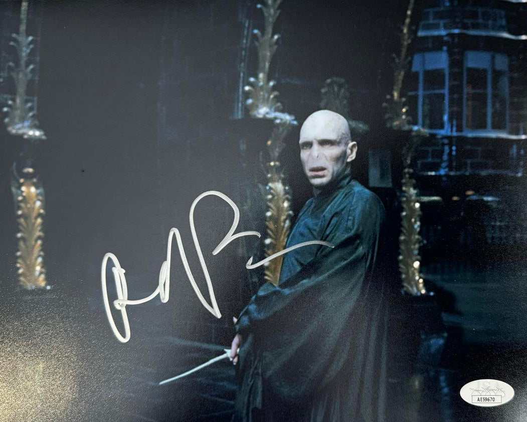 Ralph Fiennes Signed 8x10 Photo (Harry Potter) - JSA COA